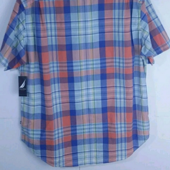 Nautica men's multi-color plaid shirt size L NWT! - Picture 7 of 7